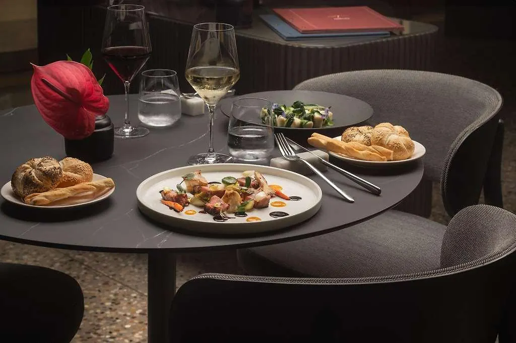 Nh Collection City Life Mailand Italien