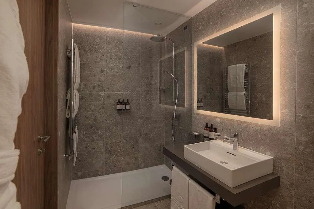 Nh Collection City Life Milan Italy