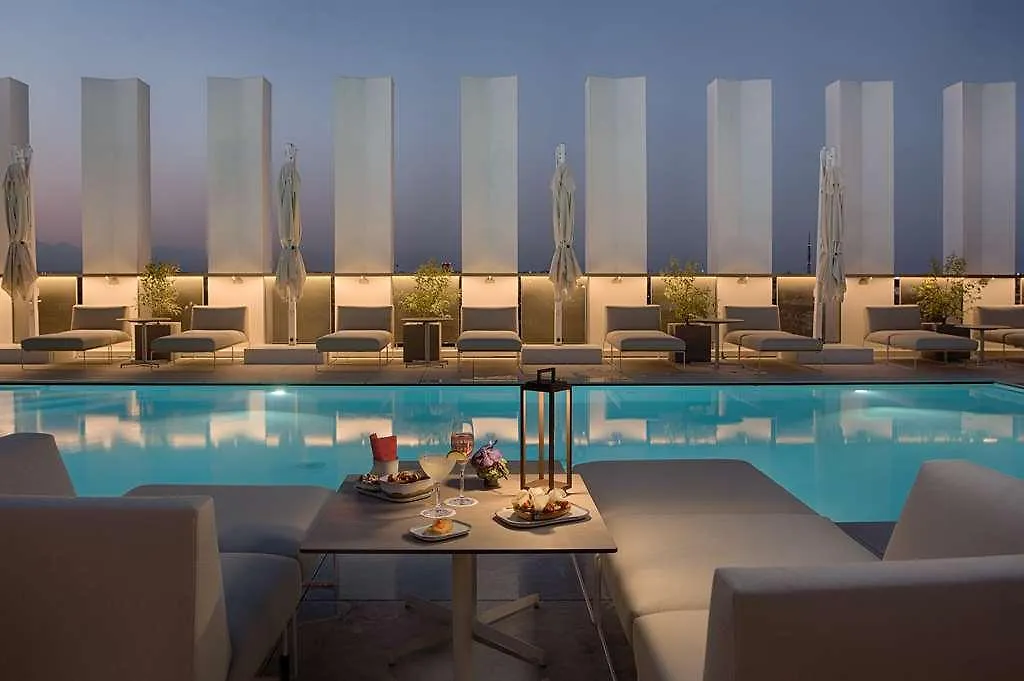 Nh Collection City Life Milan 4*,